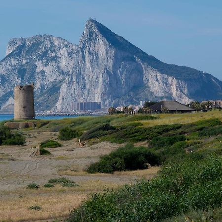 Hostal La Campana La Línea de la Concepción المظهر الخارجي الصورة